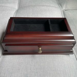 listing-status-banner